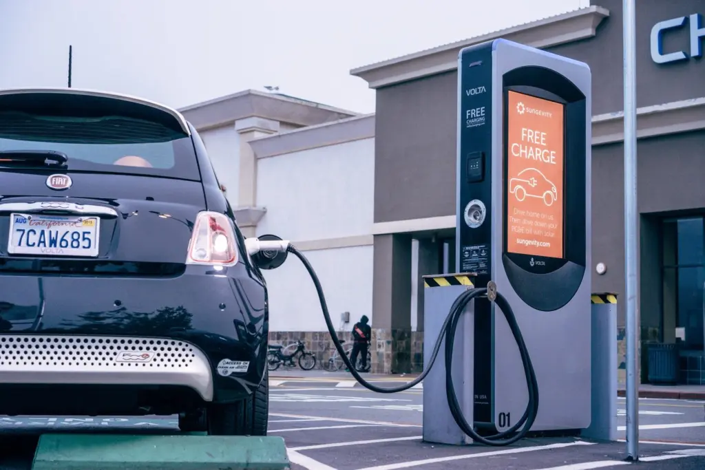 More Washington motorists looking at EVs as a way to beat very high gasoline prices