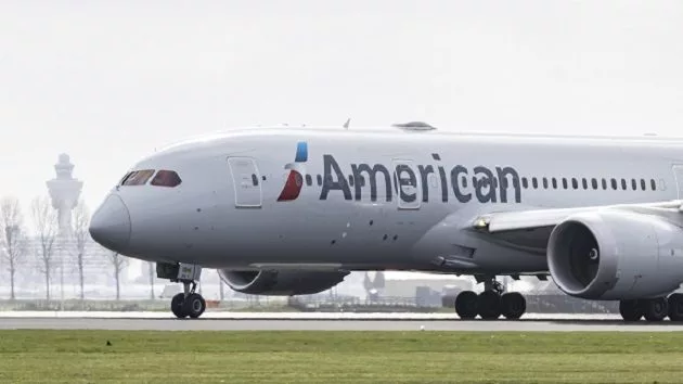 g_americanairlines_062525122588