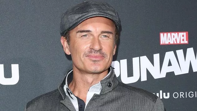 g_julianmcmahon_070525139839