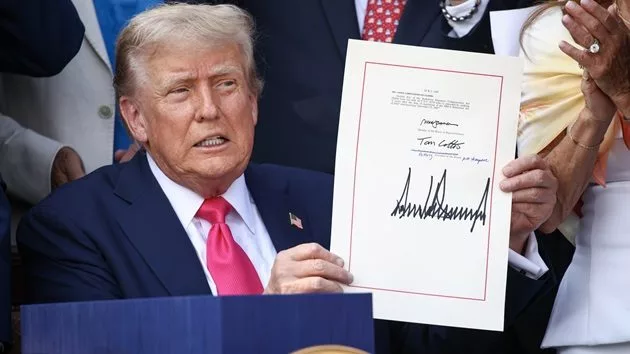 g_trump_071025263484