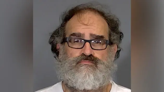 news_michaellewis_72825324266