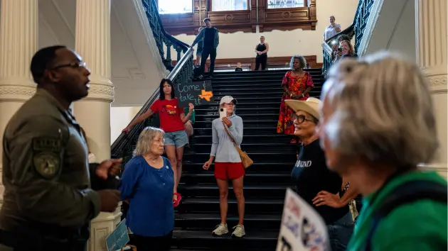 getty-texas20capitol20clear818228