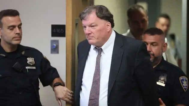 getty_gilgobeachsuspect_09032531406