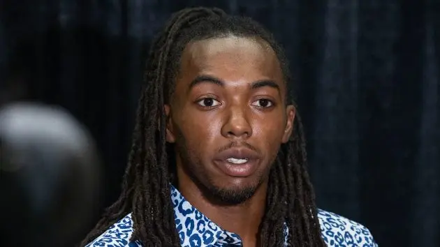 getty_williammcneil_091025143445