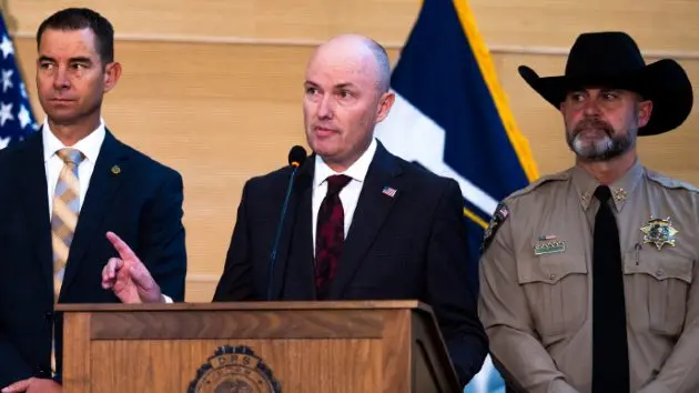 getty_spencercox_09122539909