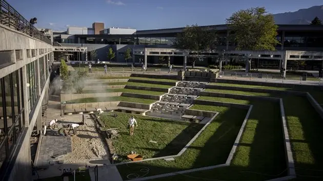 g_utahvalley_091725600460