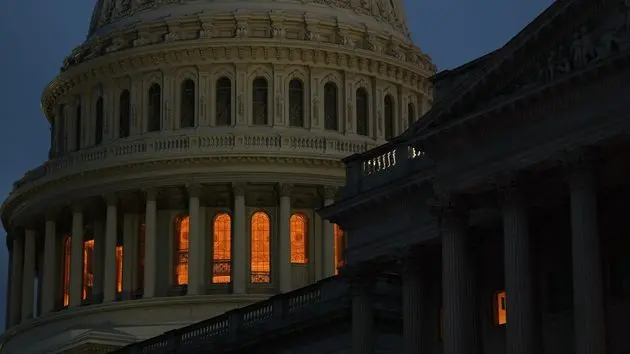 g_uscapitol_100225893402