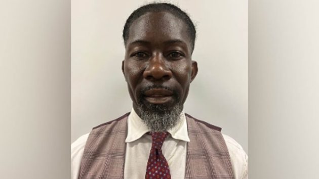 n_roberts-1-ht-er-250926_1758919364647_hpmain_4x3994234