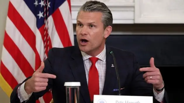 getty_petehegseth_102425250239