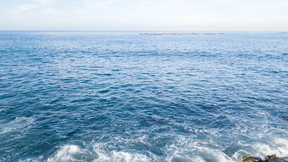 view-from-the-beach-of-the-atlantic-ocean-in-the-south-of-teneri