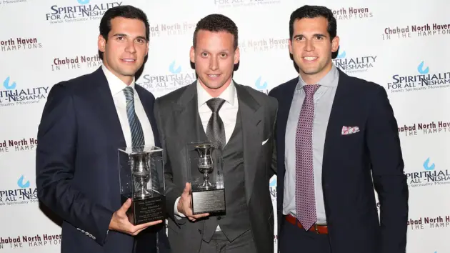 news_alexanderbros_111225963596