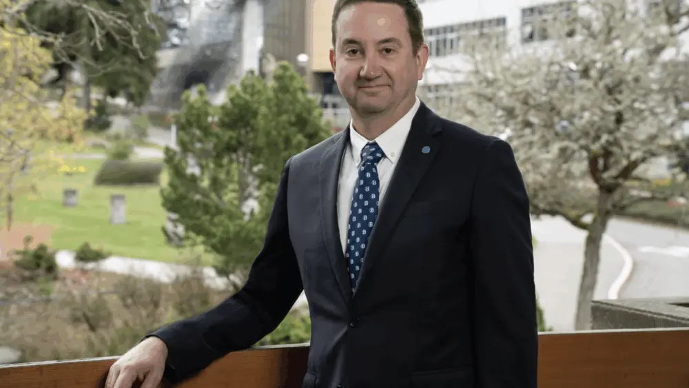 6920bfba4cfad-image_