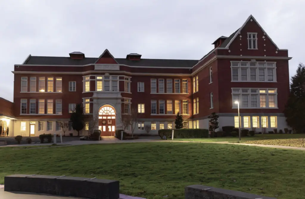 69e139ba99000-image_