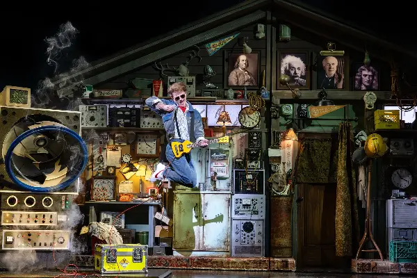 https://broadwayintucson.com/event/back-to-the-future/