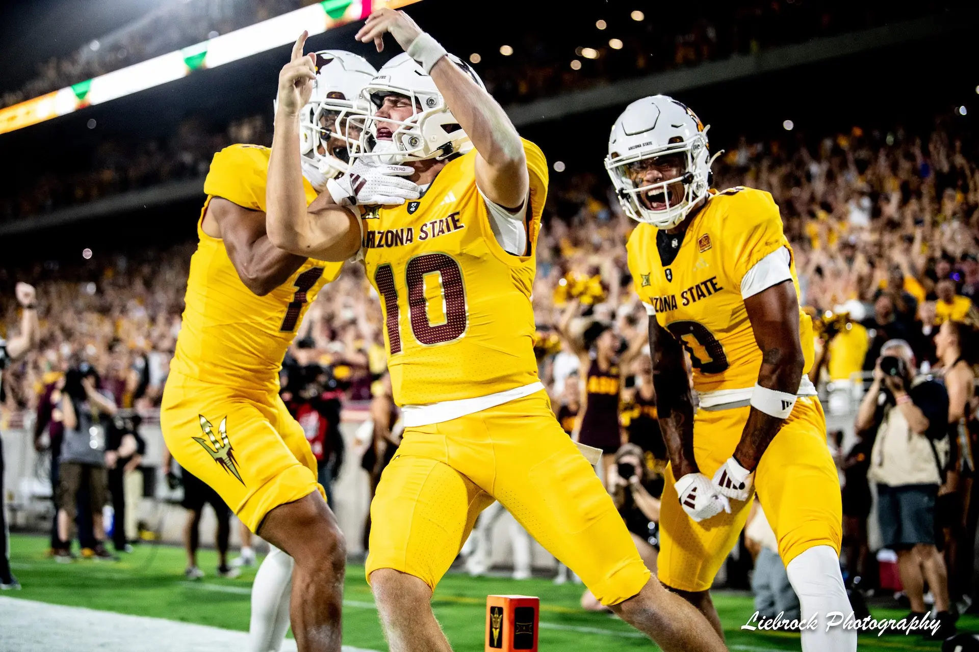 jordyn-tyson-sam-leavitt-x-guillory-asu895793