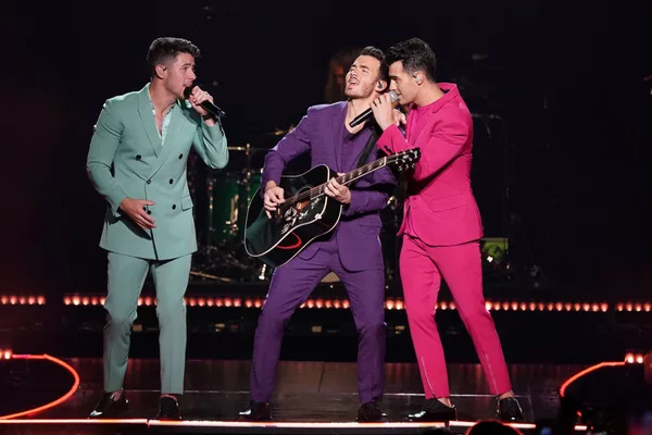 jonas-brothers-2019_1643659201