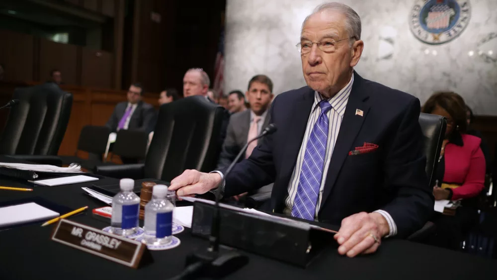 32535-chuck-grassley-gettyimages-chip-somodevilla-s_source_file307305