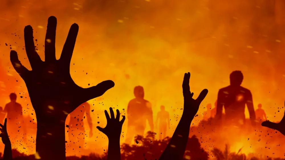 8313-hell-fire-hands-gettyimages-fotokita30517