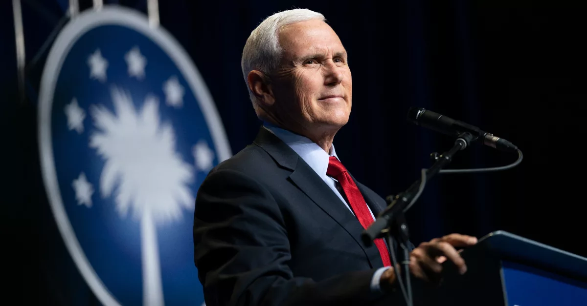 20017-mike-pence-gettyimages-sean-rayford-stringer434801