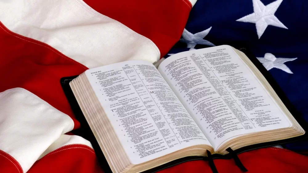 16913-gettyimages-lawcain703092