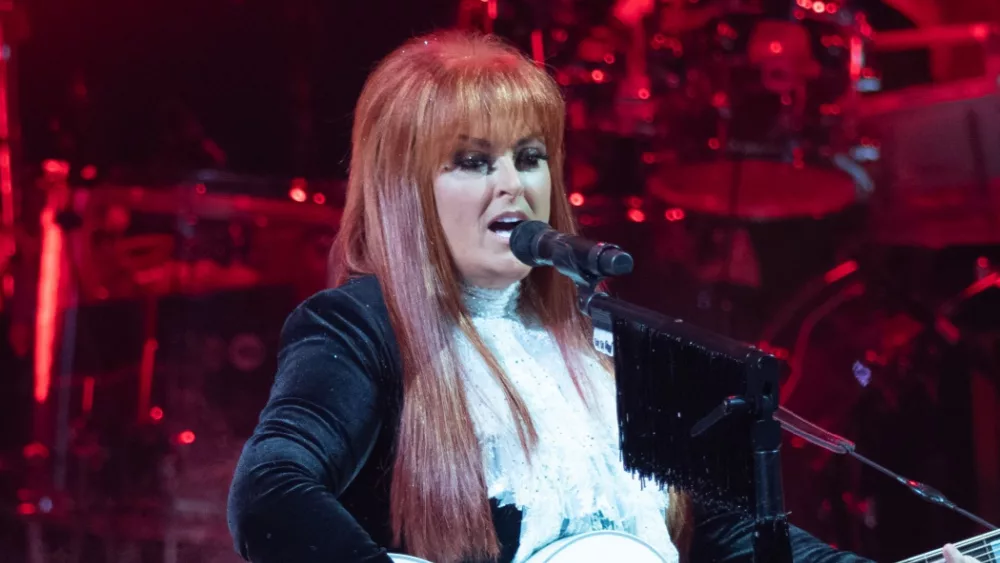 Wynonna Judd to host the NBC Christmas special 'Christmas at the Opry