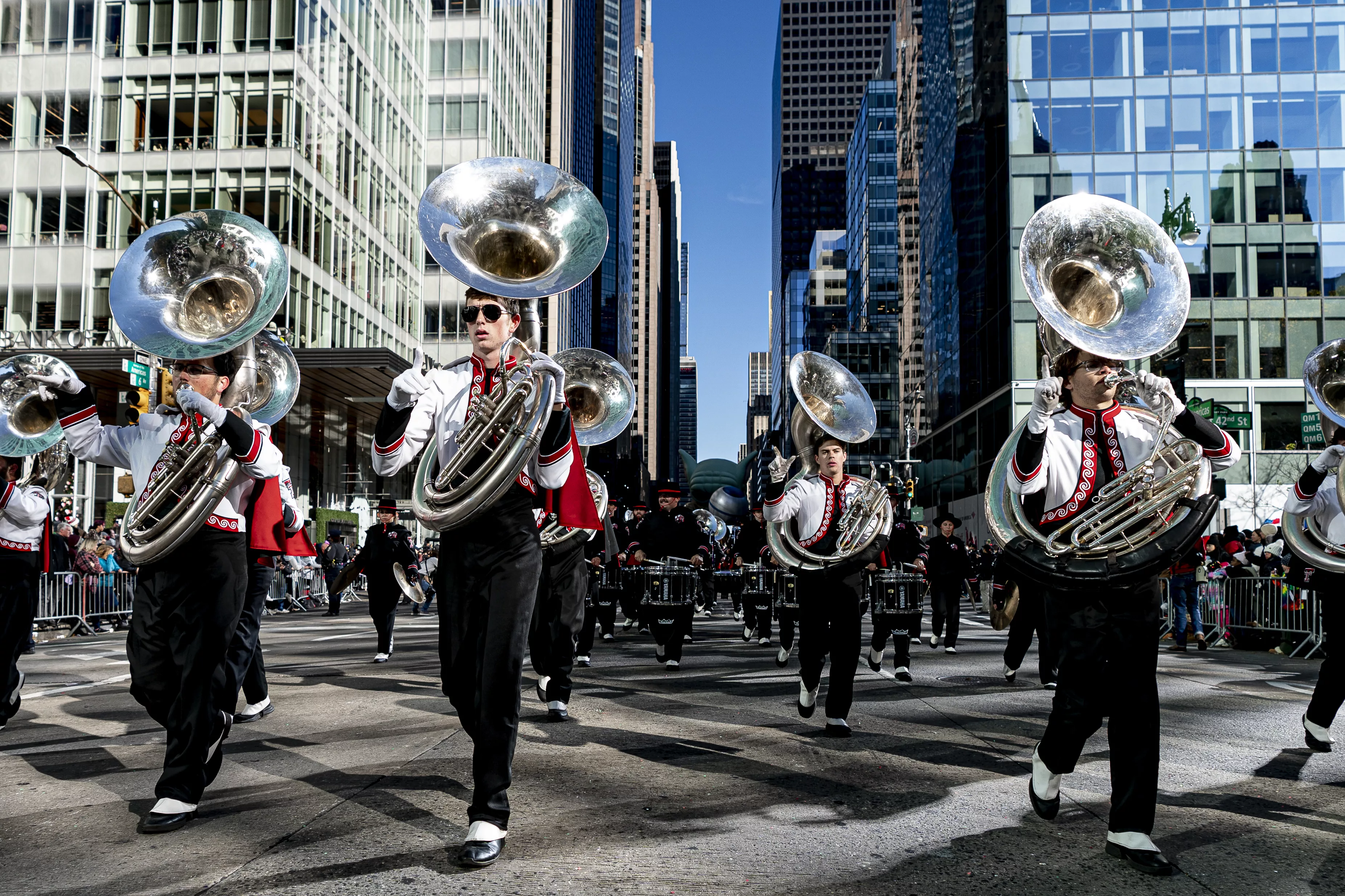 macys-day-parade-localize-it