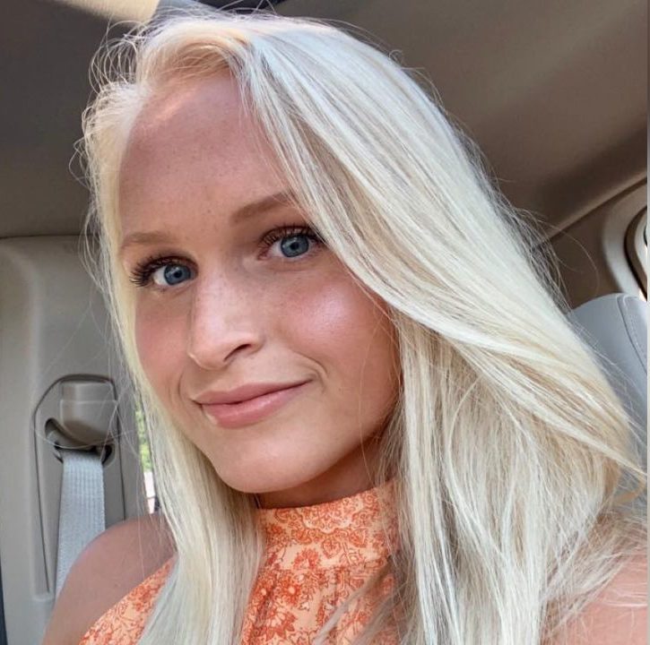 ellie-young-4