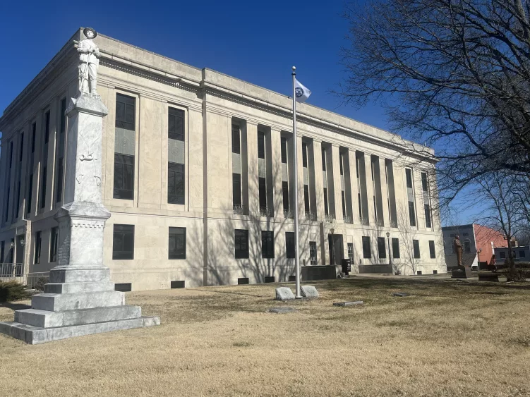 weakley-county-court-house-1