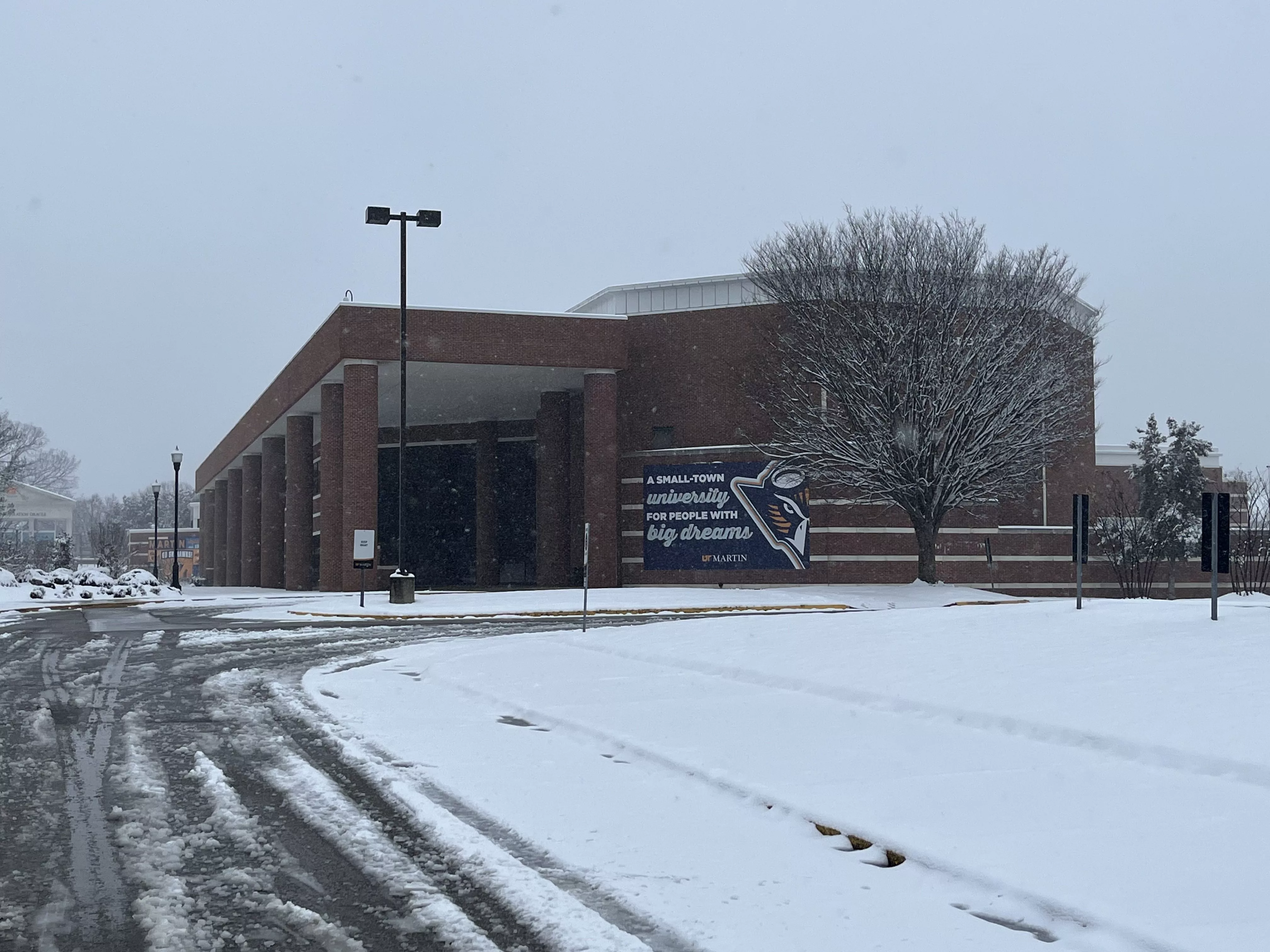 ut-martin-snow