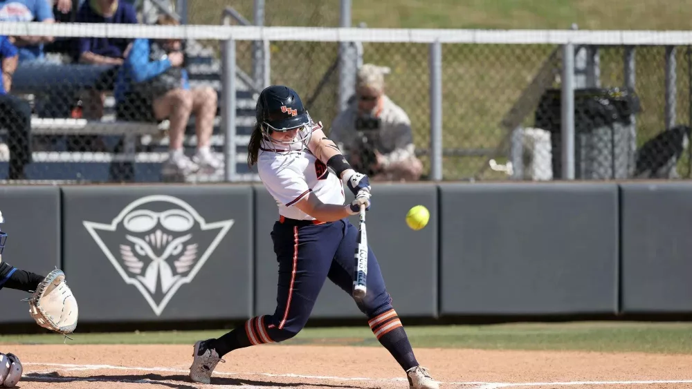 utm-softball1