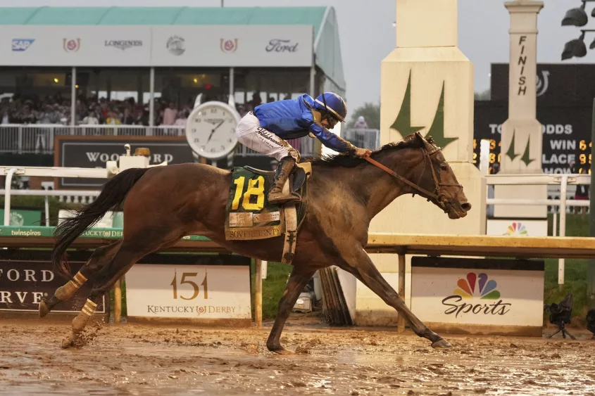 kentucky-derby-horse-racing