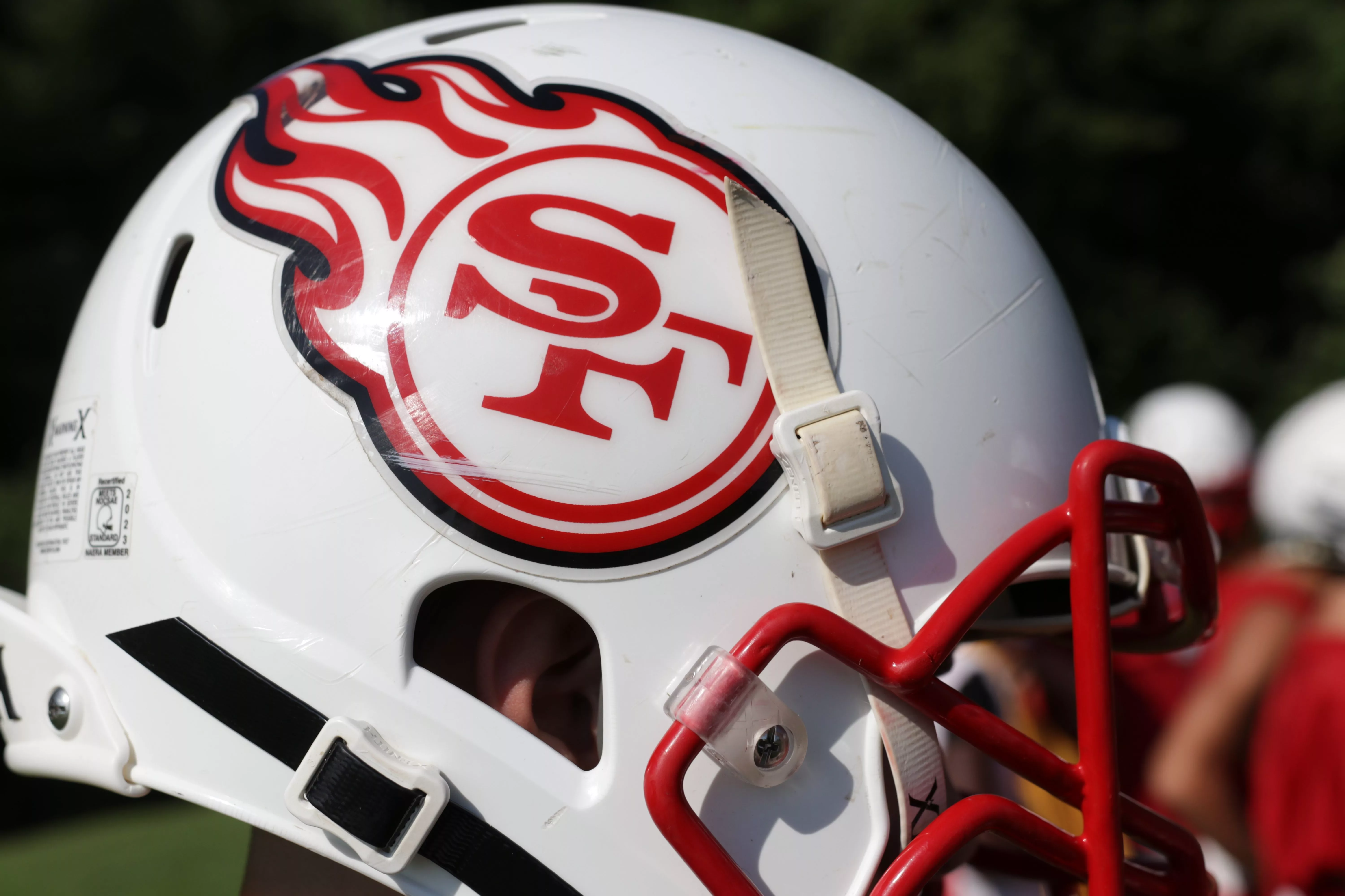 sf-football-3-3
