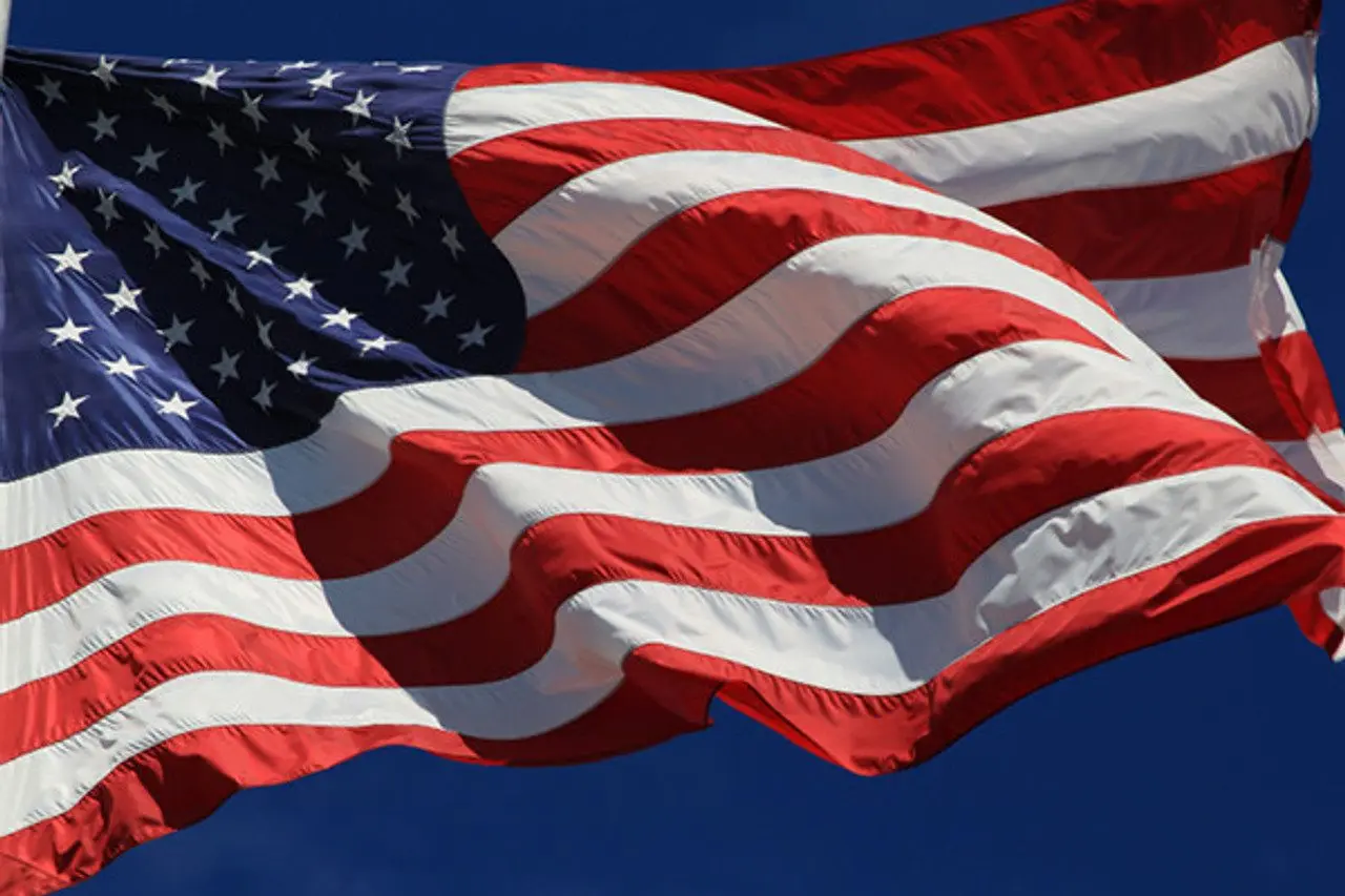 flag-9