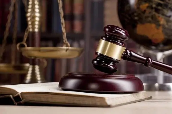 gavel-2a
