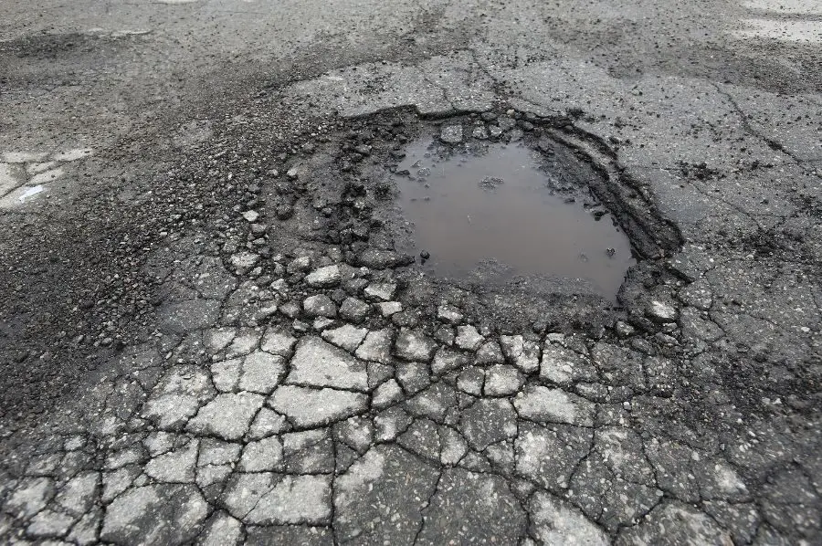 pothole-2-3