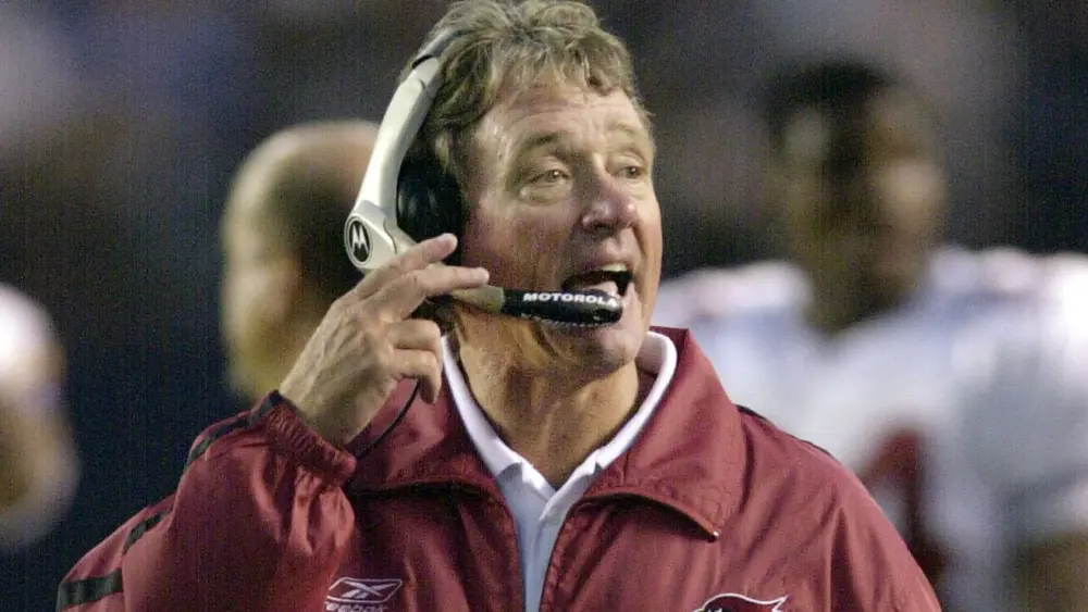 obit-mcginnis-football