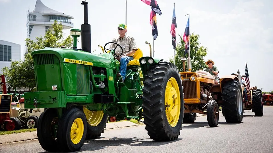 tractors-2