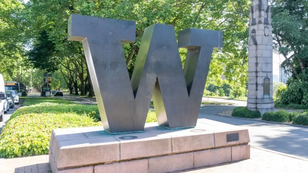 ‘W’ logo at University of Washington in Seattle^ WA^ USA - June 15^ 2023. The University of Washington is a public research university located in Seattle.