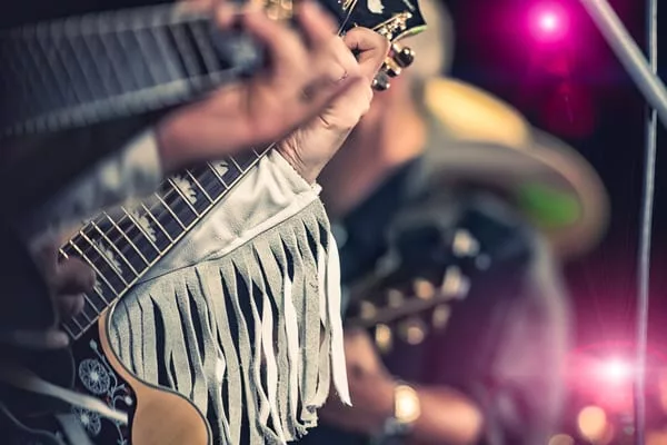 country-music-600x400_233031076