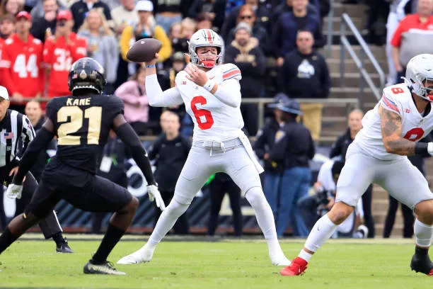 west-lafayette-indiana-kyle-mccord-of-the-ohio-state-buckeyes-throws-a-pass-in-the-game536443