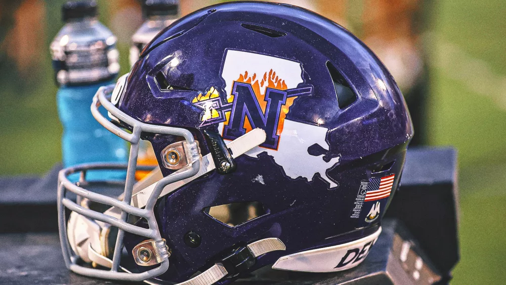northwestern-st-helmet522379