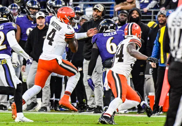 baltimore-md-cleveland-browns-quarterback-deshaun-watson-is-chased-out-of-the-pocket-by478771