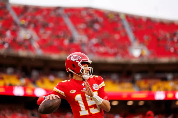 kansas-city-missouri-patrick-mahomes-of-the-kansas-city-chiefs-looks-to-throw-a-pass-during366793