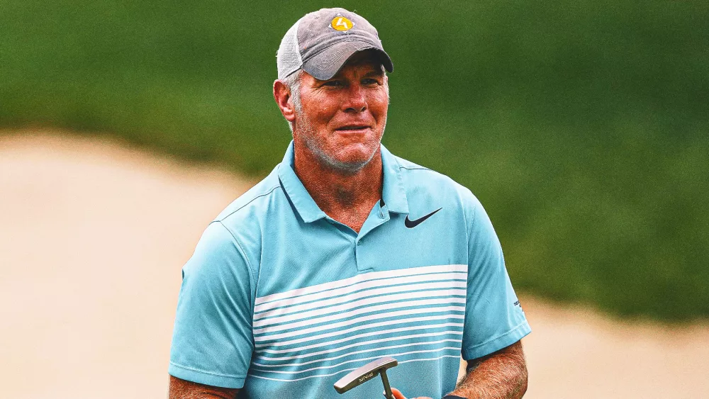 brett-favre-horizontal-020524814295