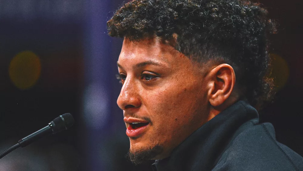 patrick-mahomes-horizontal-020524809228