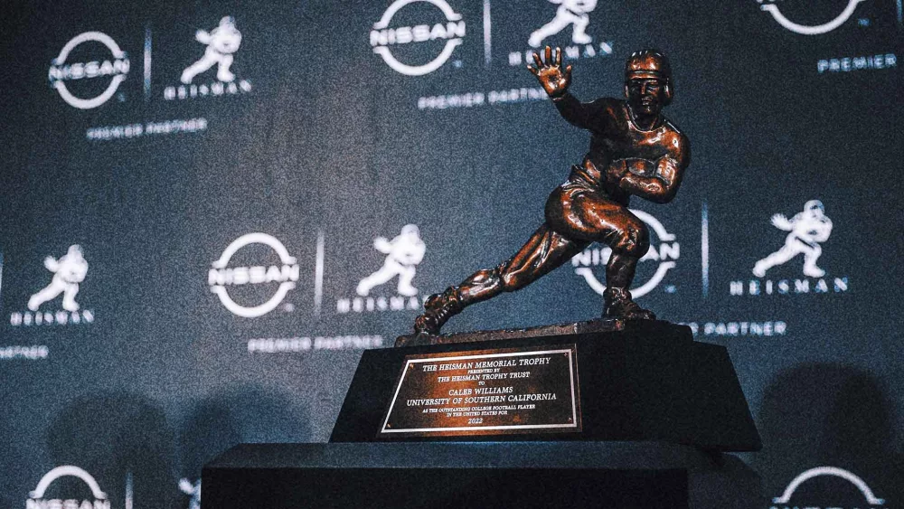 heisman-wide-09052333001