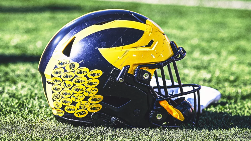 michigan-helmet64177