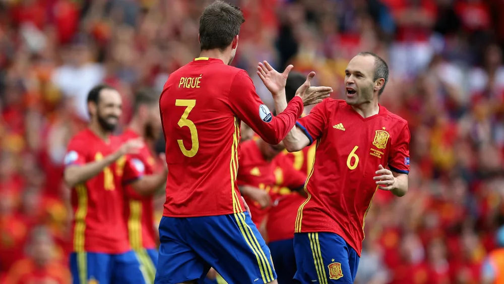 894812a5-062116-uefa-euro-spain-iniesta946139