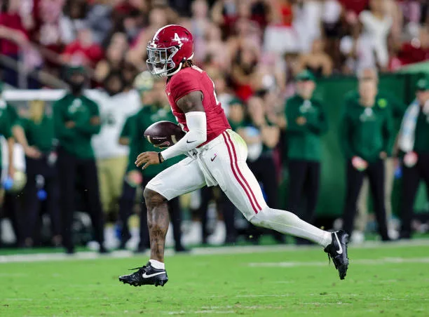 tuscaloosa-alabama-jalen-milroe-of-the-alabama-crimson-tide-runs-the-ball-during-the-second753490