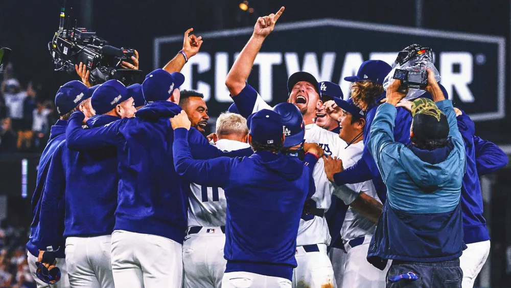 dodgers-win-wide-101124275605